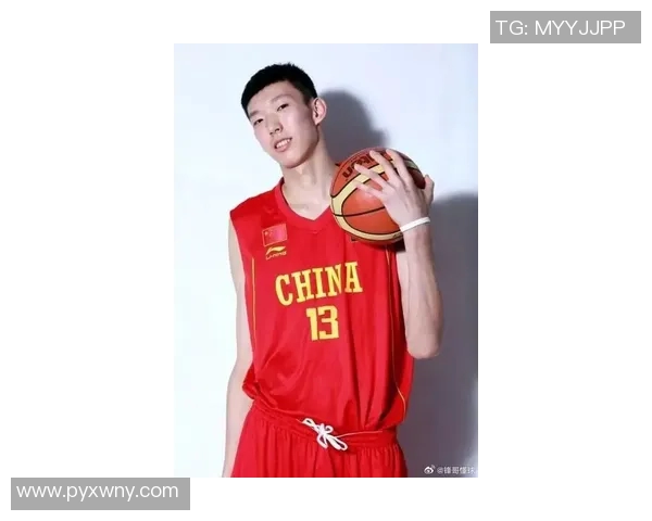 周琦在国际篮球舞台上的崛起与挑战：从青涩少年到顶尖球员的成长之路